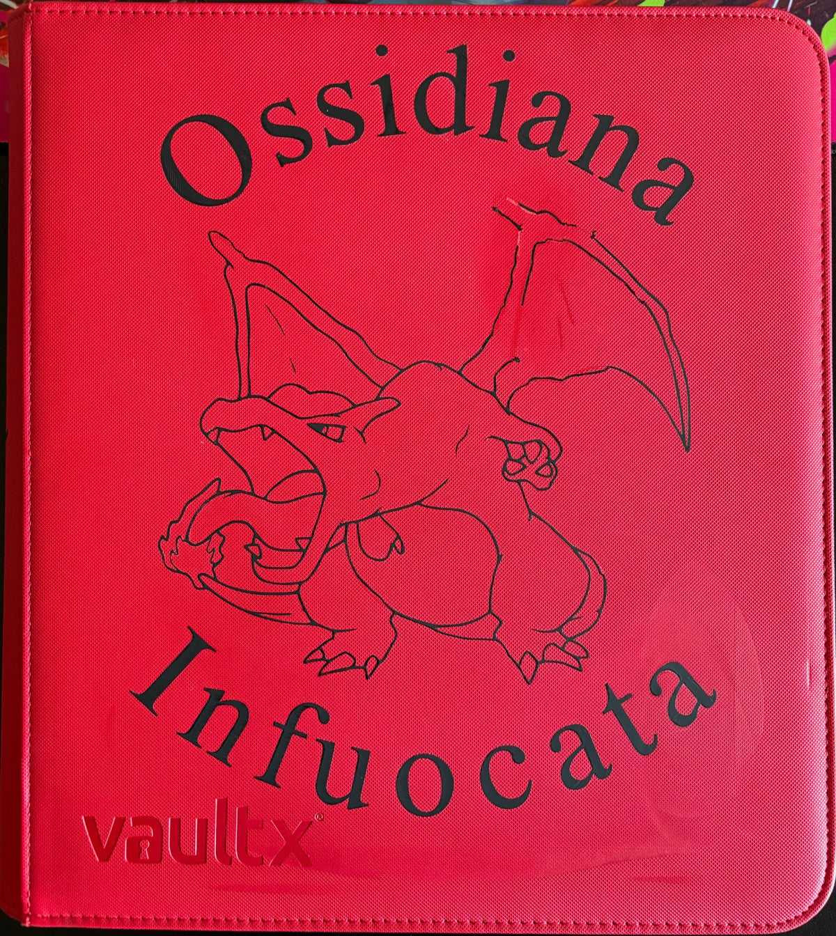 Raccoglitore rosso Vault X personalizzato Ossidiana Infuocata